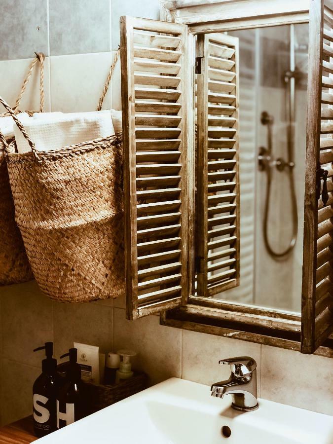 Bed And Breakfast La Bouganville 로시냐노 마리티모 외부 사진